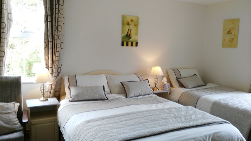Castletownshend B&B, Bedroom